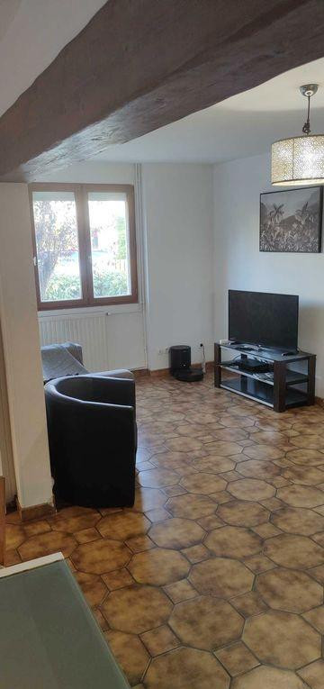 
                                                Colocation
                                                 Belle chambre en colloc dans maison T4 meublée
