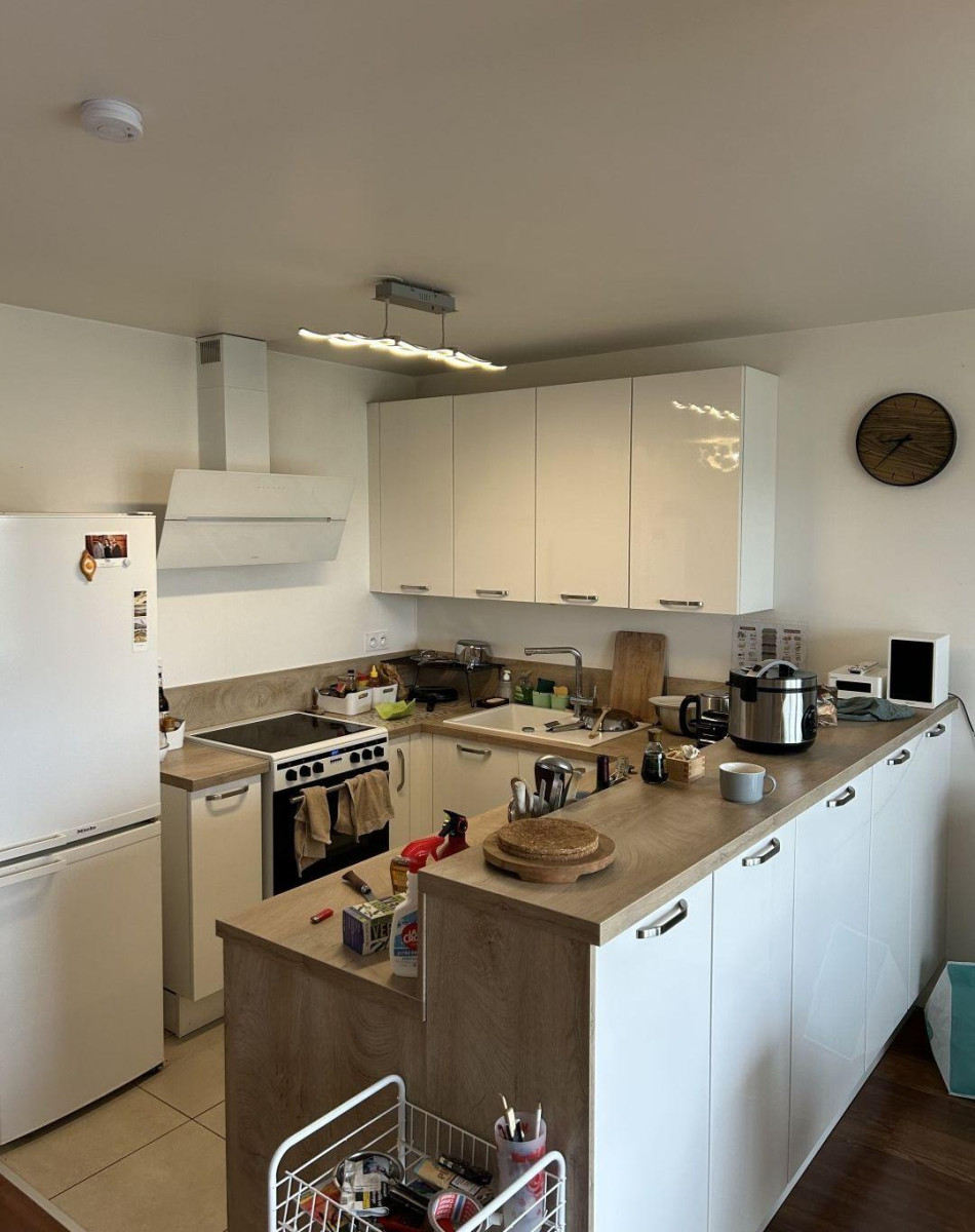 
                                                Colocation
                                                 Belle chambre en coloc 85m² avec terrasses
