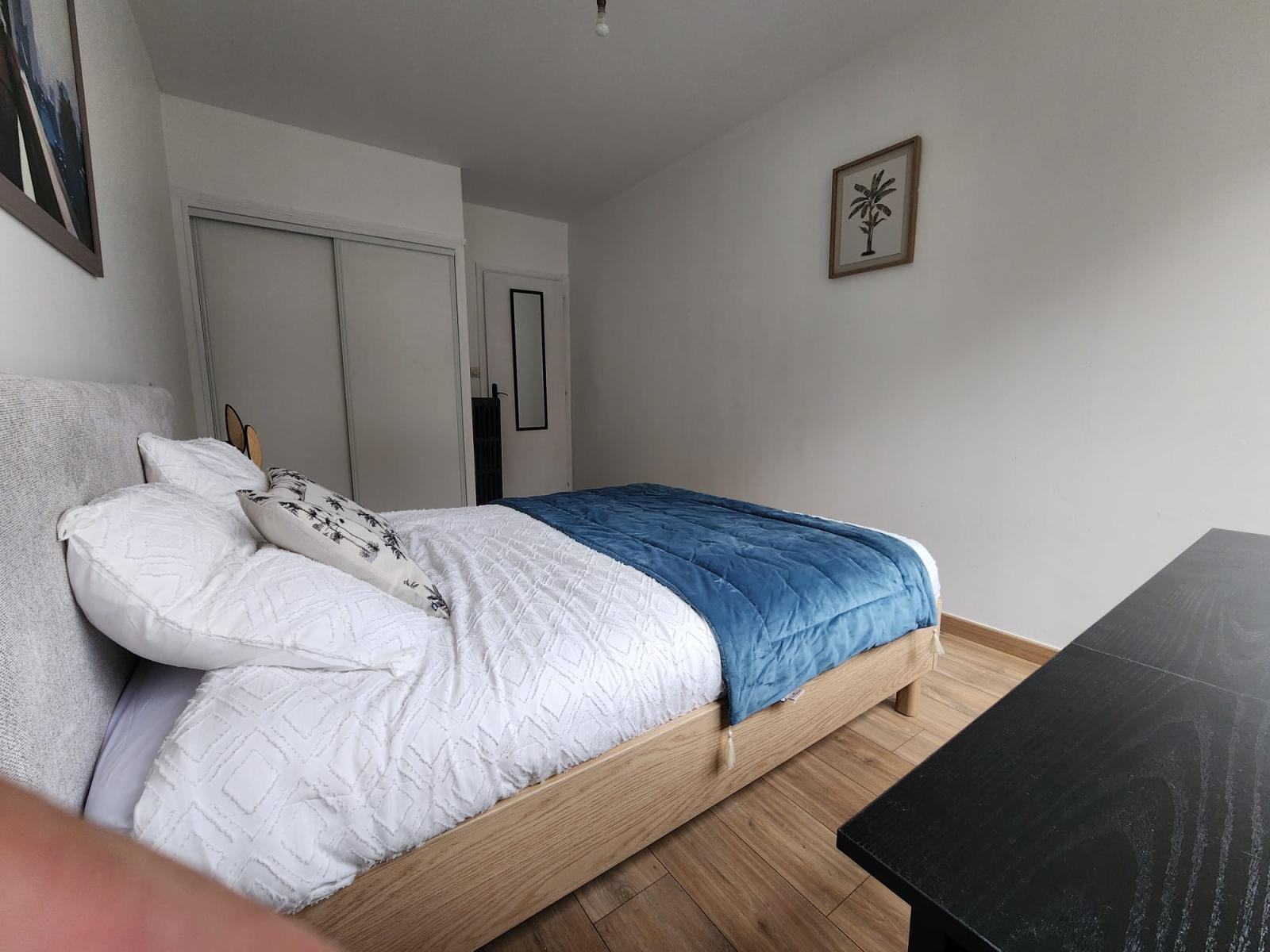 
                                                Colocation
                                                 Belle chambre en colocation dans grand appartement