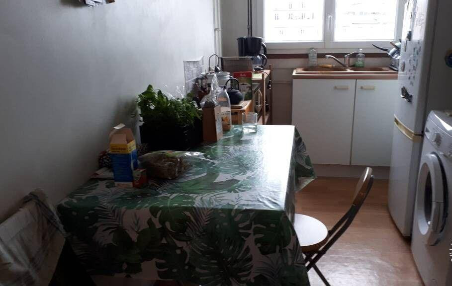 
                                                Colocation
                                                 Belle chambre ensoleillée dans coloc 80m²