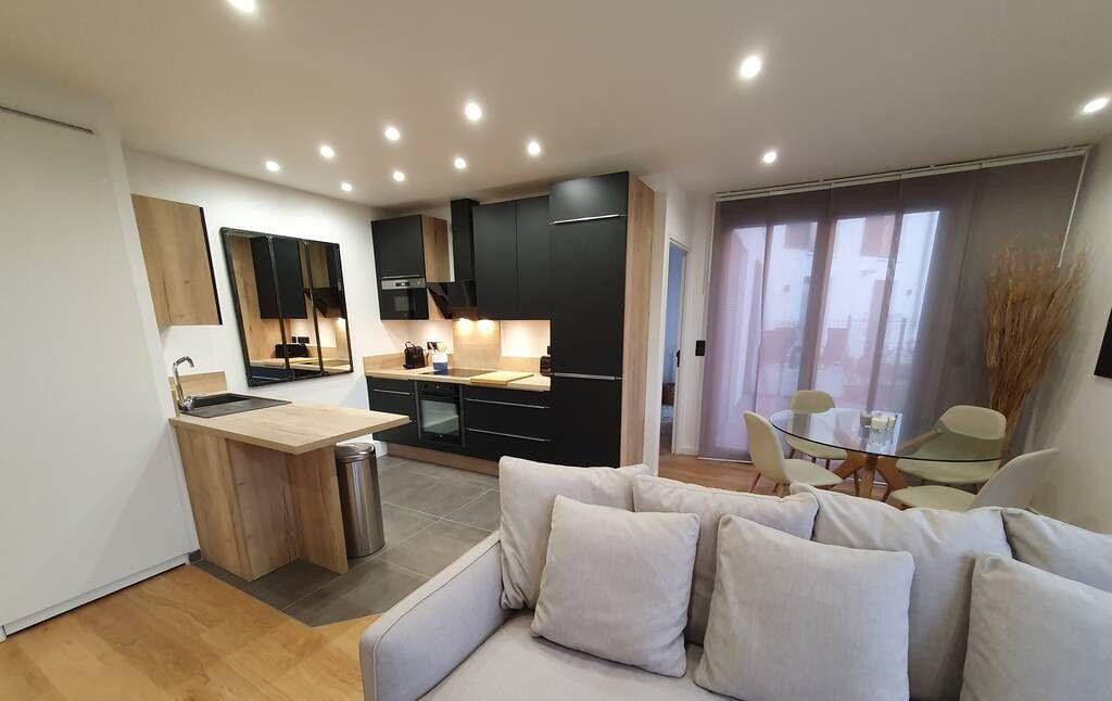 
                                                Colocation
                                                 Belle chambre meublée 12m² jardin à Noisy-Le-Grand