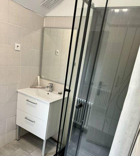 
                                                Colocation
                                                 Belle chambre meublée 14m² dans maison 150m²
