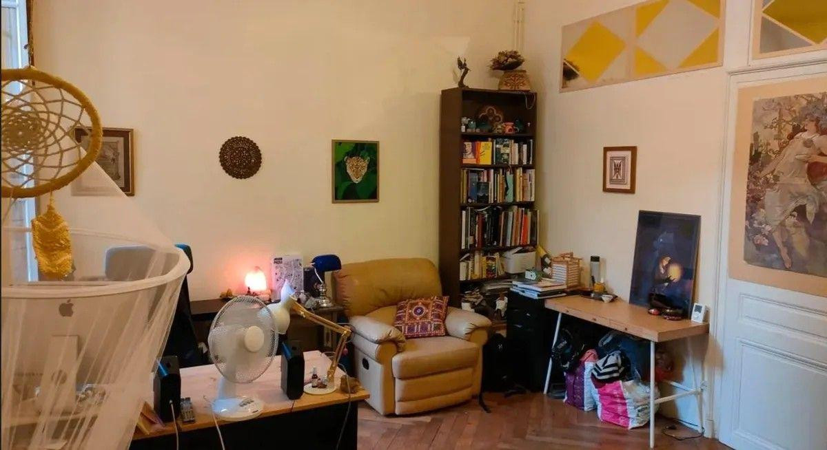 
                                                Colocation
                                                 Belle chambre meublée 22m² au coeur du Vieux Lyon