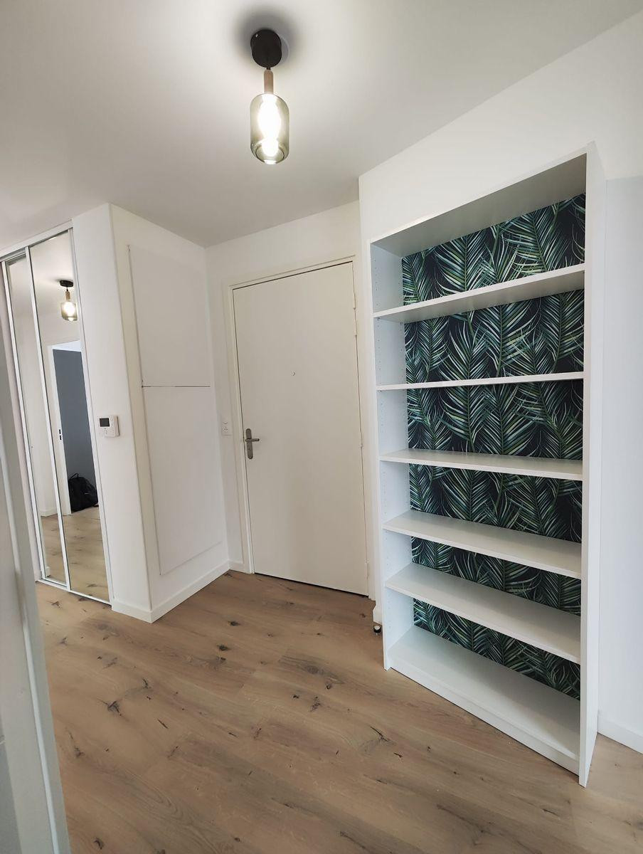 
                                                Colocation
                                                 Belle chambre meublée appt neuf en co-living