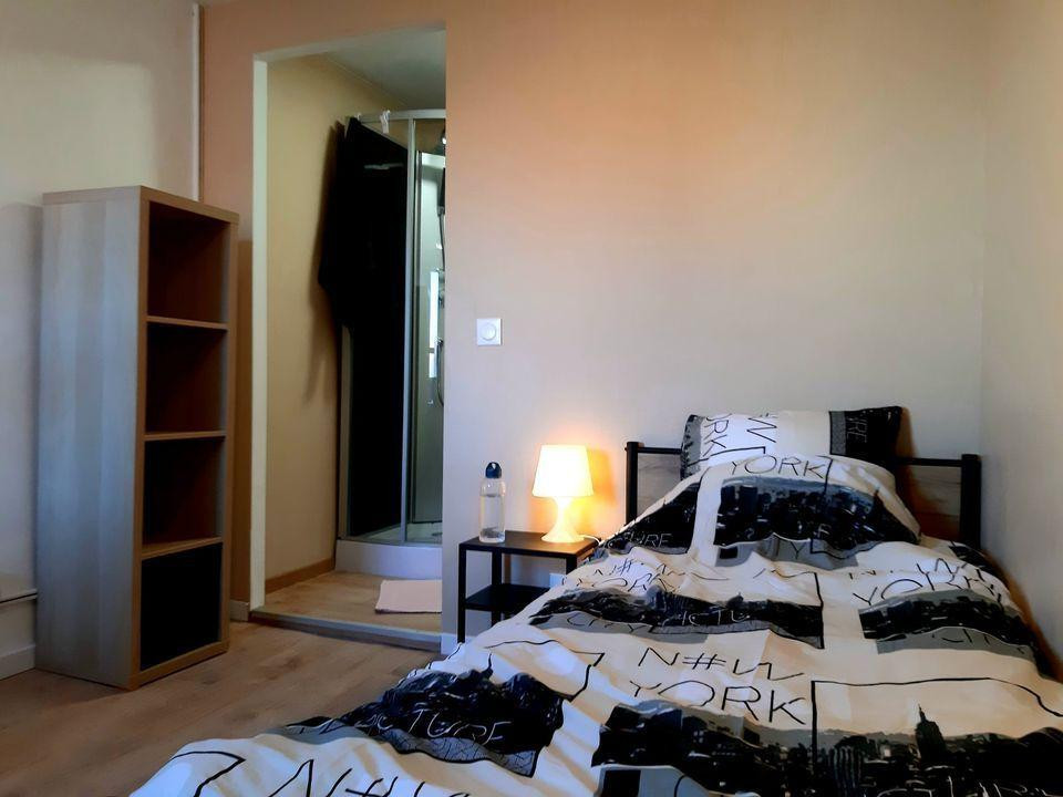 
                                                Colocation
                                                 Belle chambre meublée en colocation