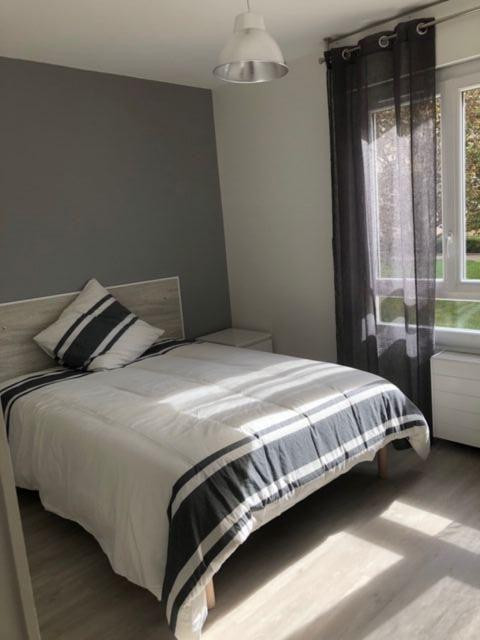 
                                                Colocation
                                                 Belle coloc étudiantes 1 chambre dispo à Oullins