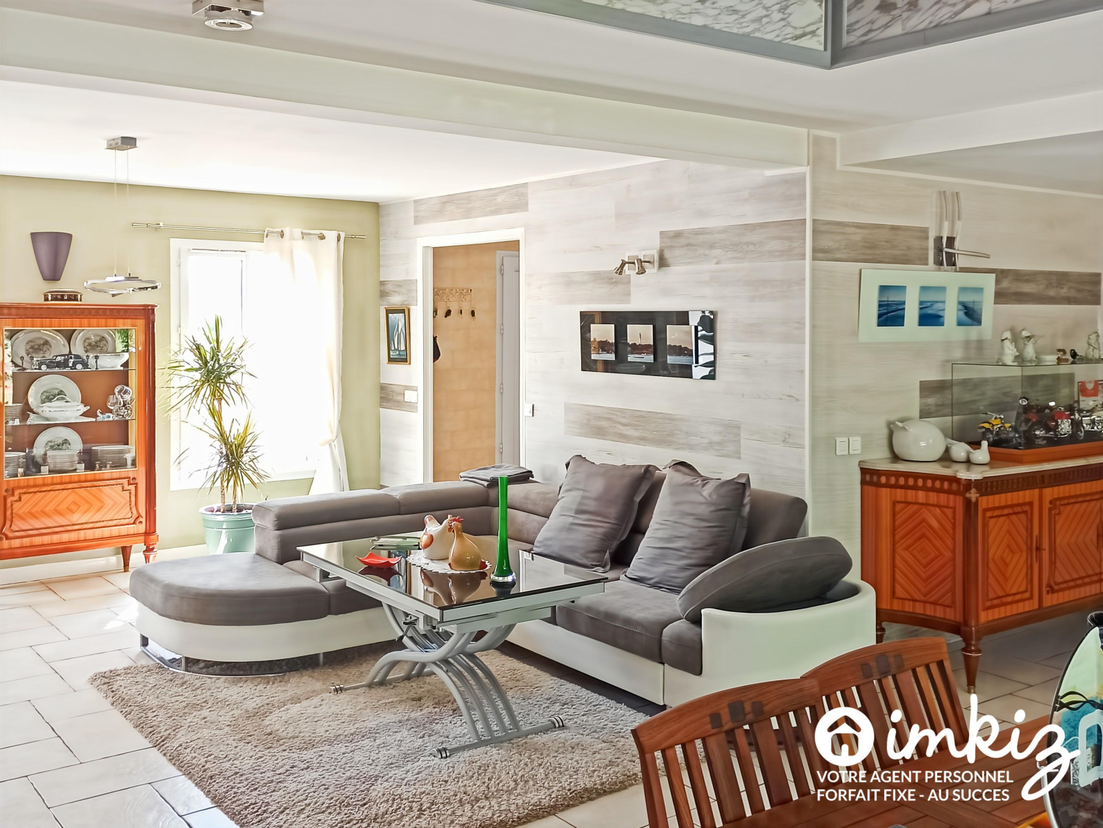 
                                                Vente
                                                 Belle demeure de 6 pièces