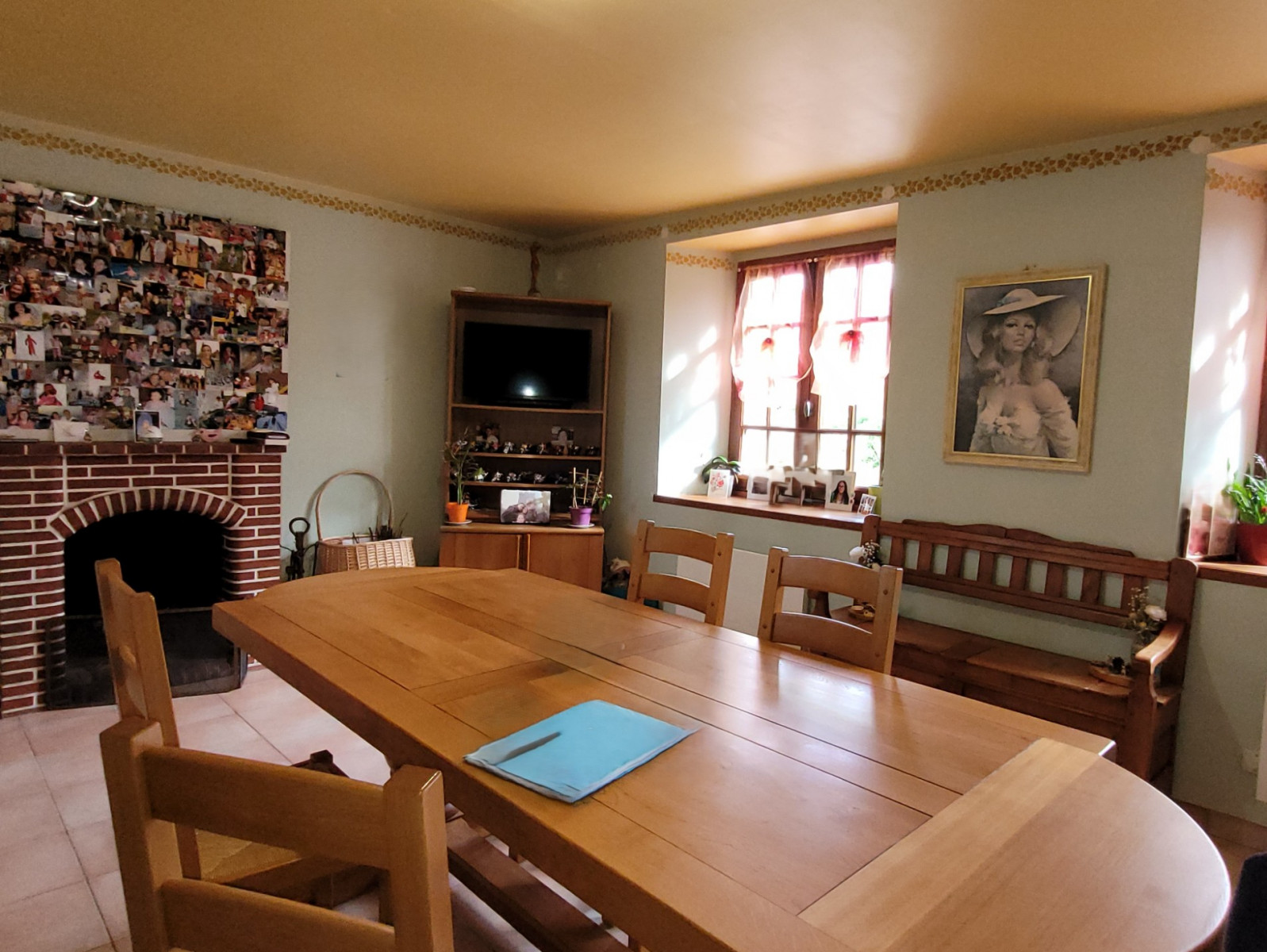 
                                                Vente
                                                 Belle longère 180m²,au calme et à 20 min de la mer