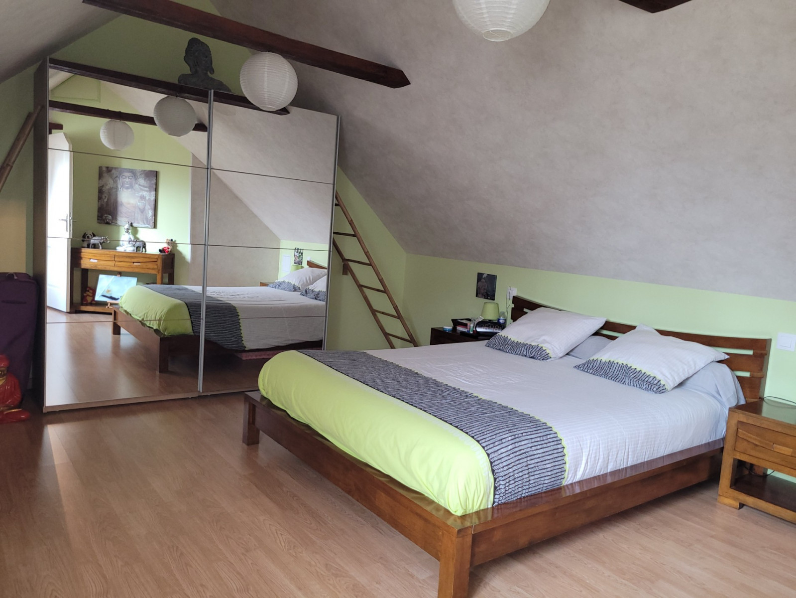 
                                                Vente
                                                 Belle longère 180m²,au calme et à 20 min de la mer