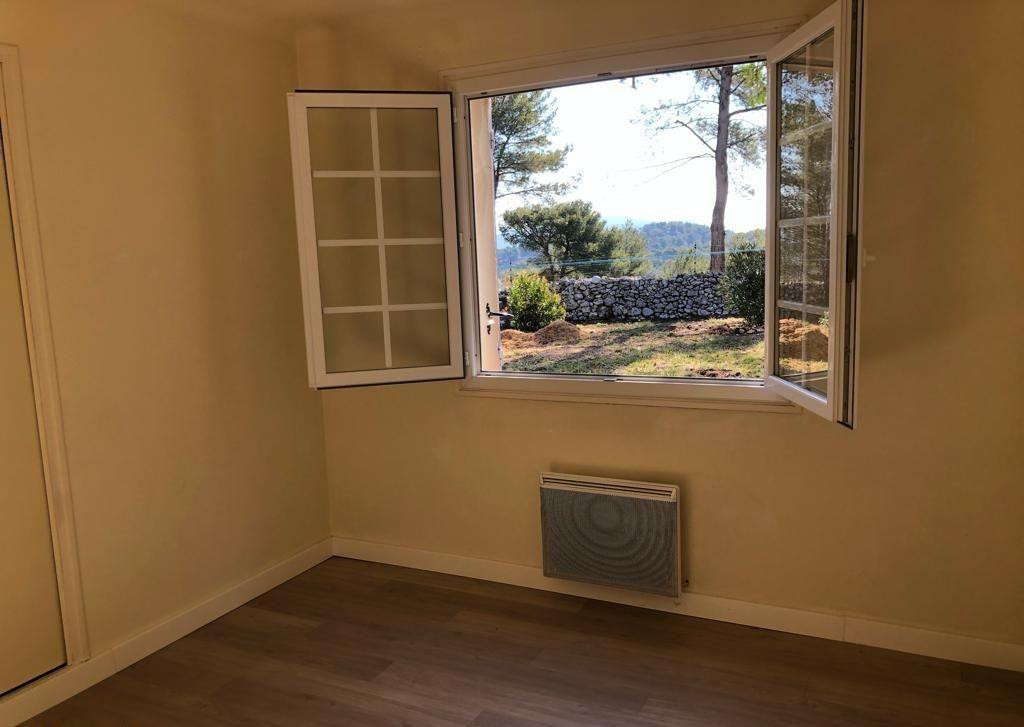 
                                                Location
                                                 Belle maison 160m² avec terrain 1600m²