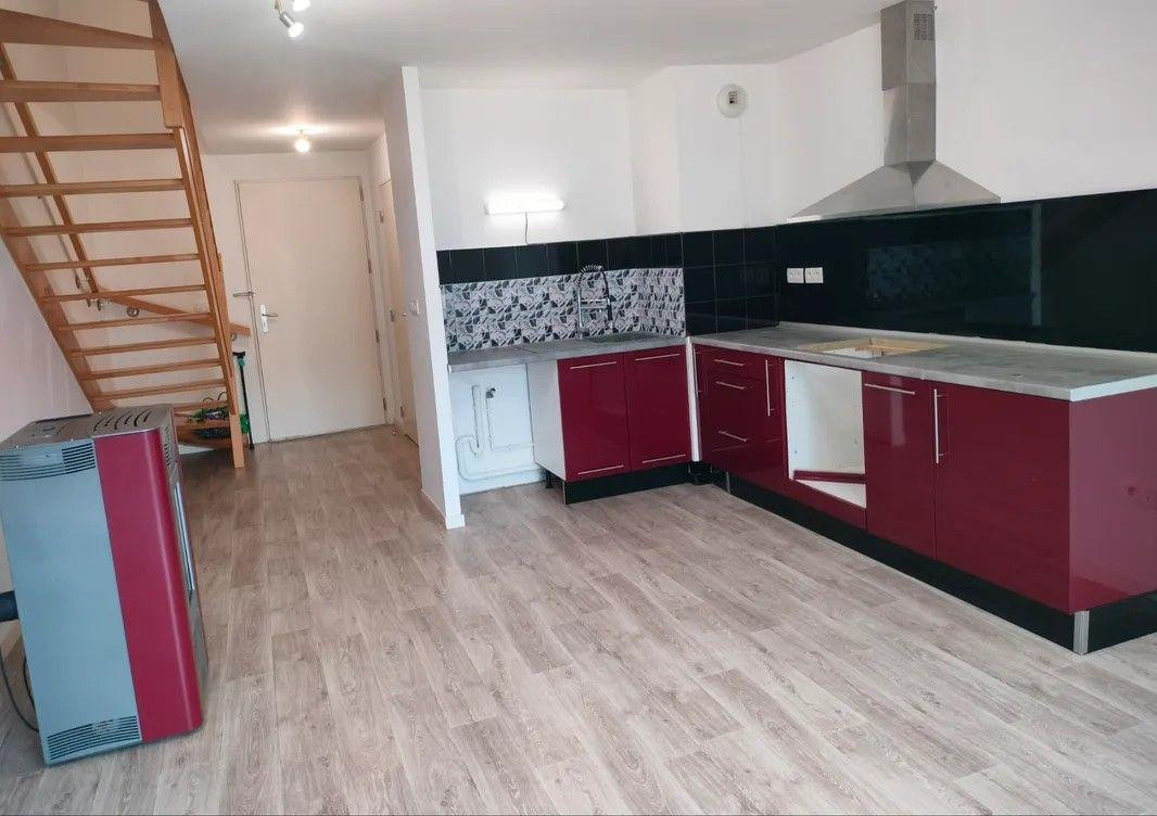 
                                                Location
                                                 Belle maison 3P 55m² refaite à neuf