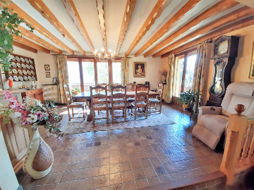 
                                                Location
                                                 Belle maison 5 pièces 156 m² à Ayse