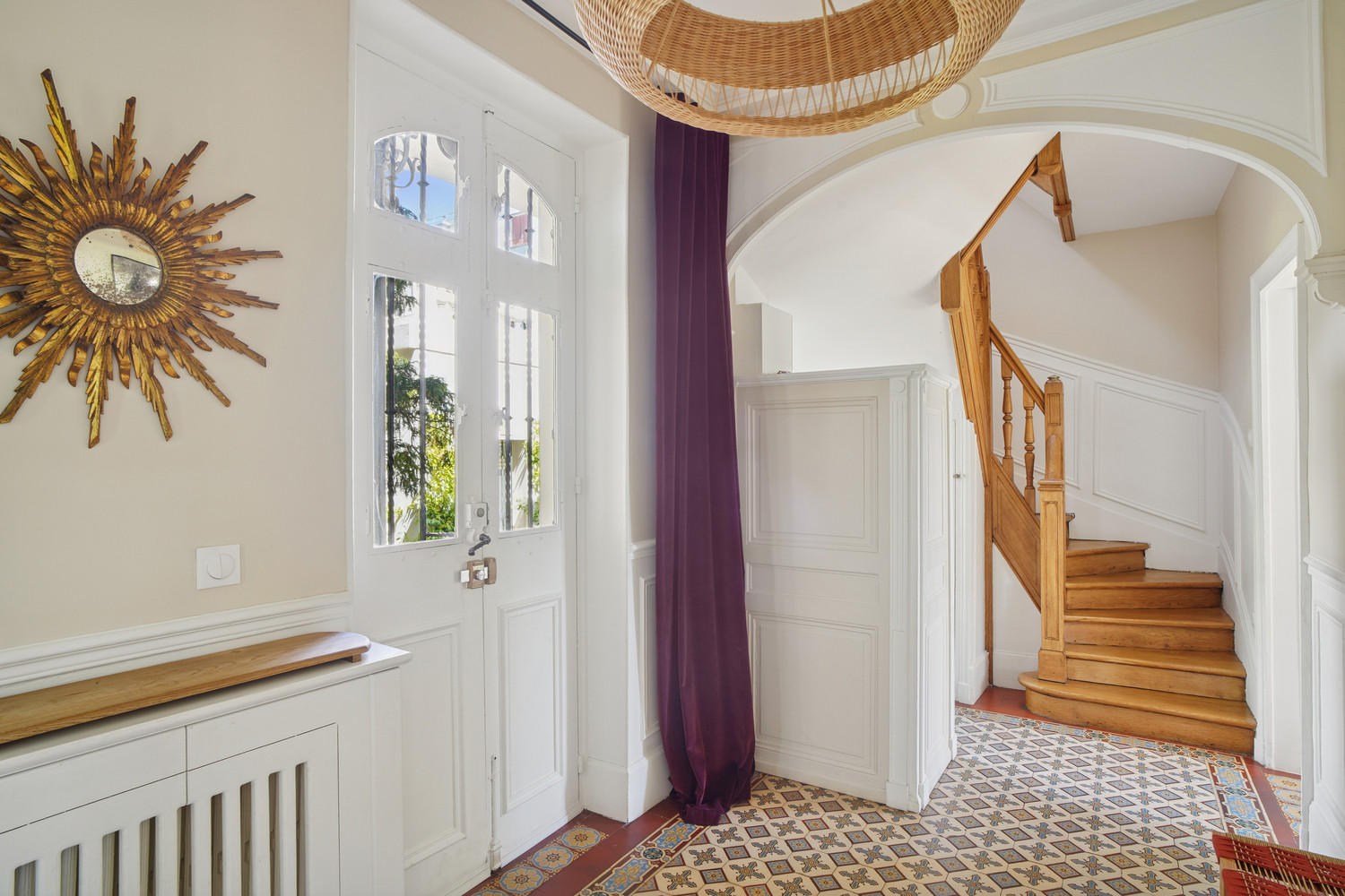 
                                                Location
                                                 Belle maison bourgeoise au coeur du Vésinet