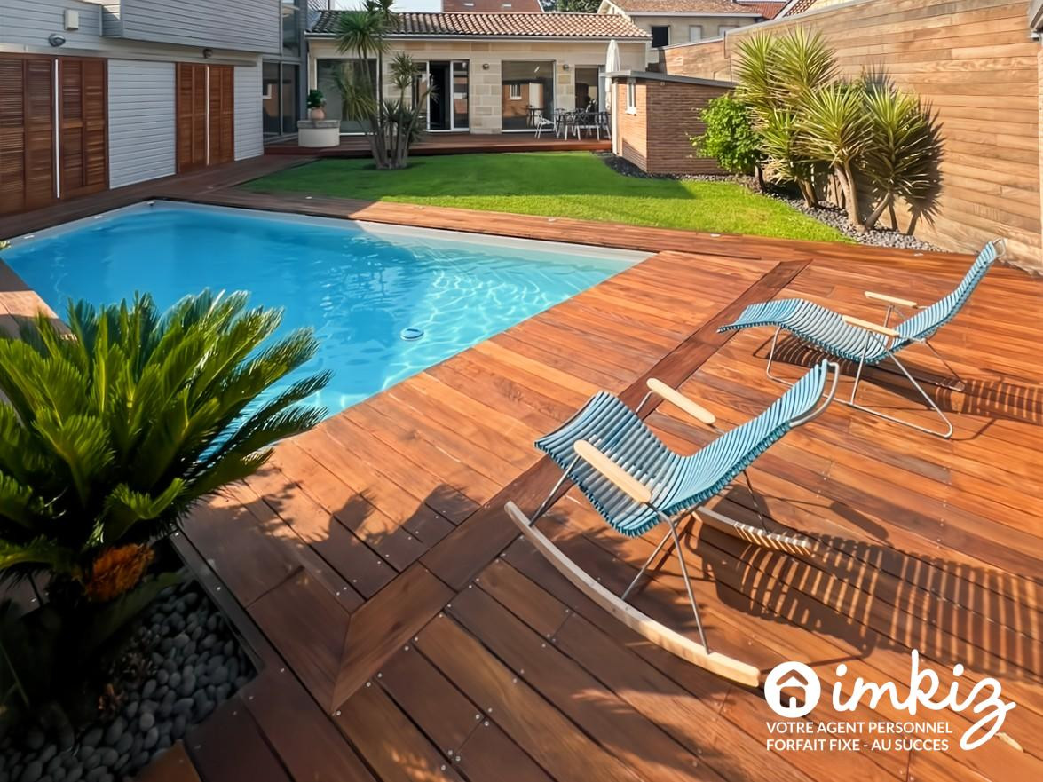 
                                                Vente
                                                 Belle maison d'architecte, coup de cœur assuré.