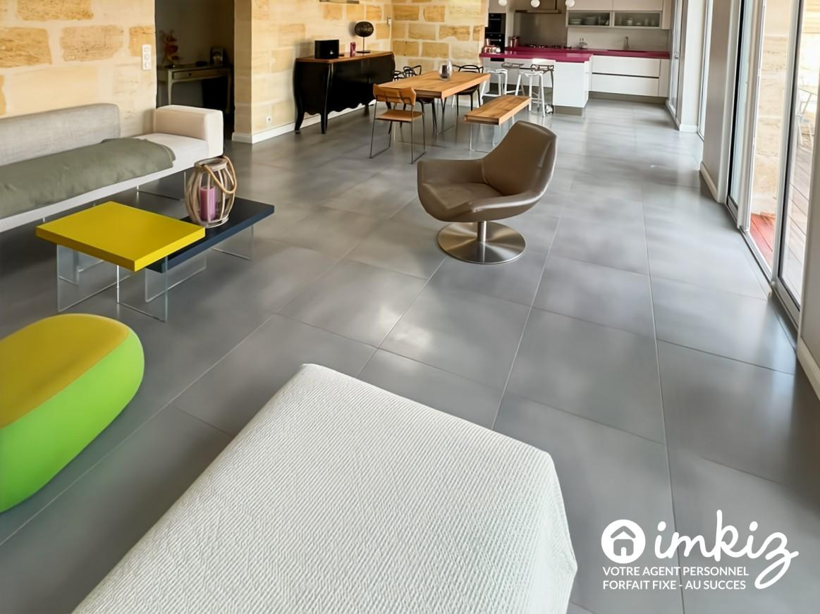 
                                                Vente
                                                 Belle maison d'architecte, coup de cœur assuré.