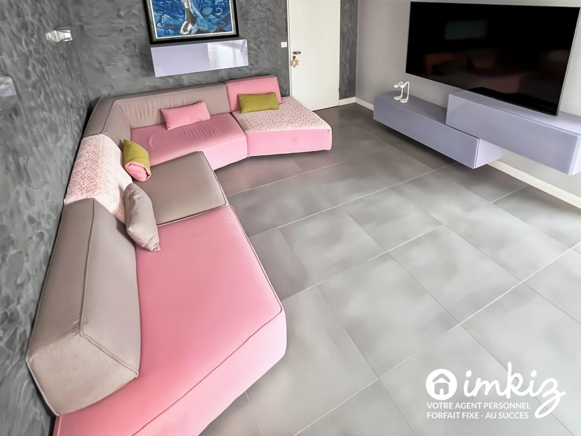 
                                                Vente
                                                 Belle maison d'architecte, coup de cœur assuré.