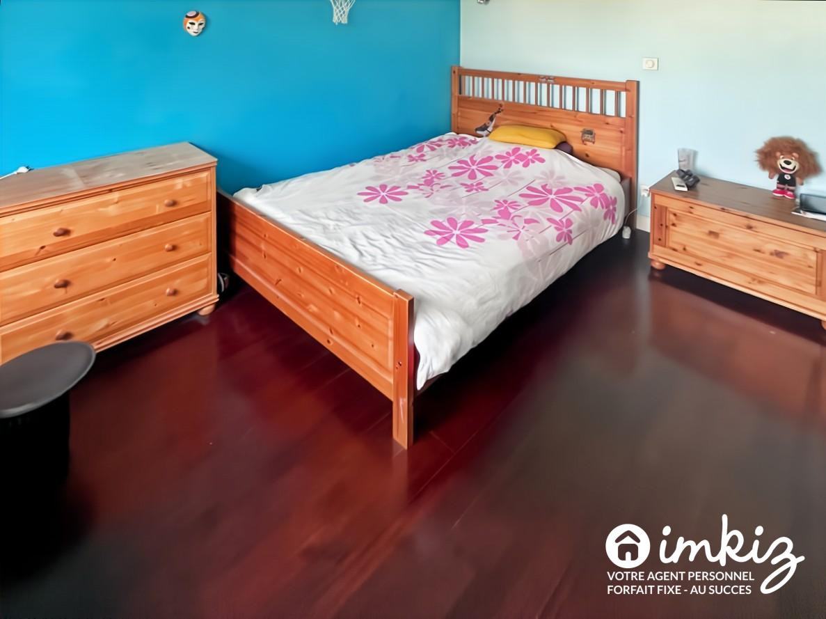 
                                                Vente
                                                 Belle maison d'architecte, coup de cœur assuré.