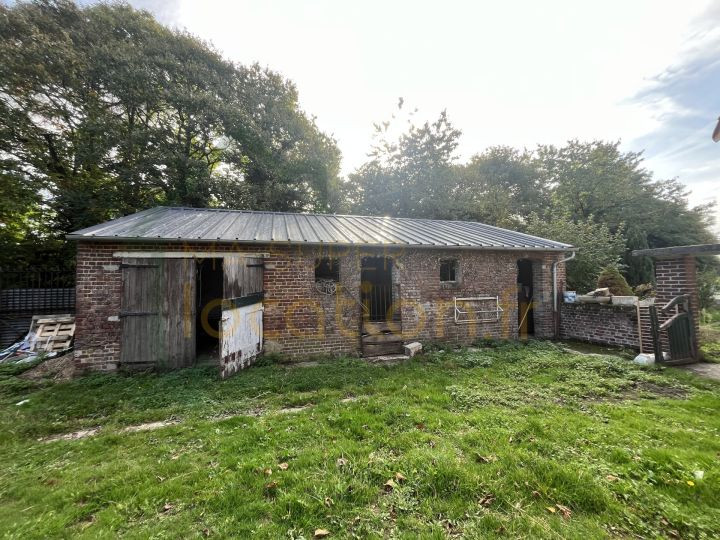 
                                                Location
                                                 Belle Maison de campagne avec sous-sol, grand jardin et garage