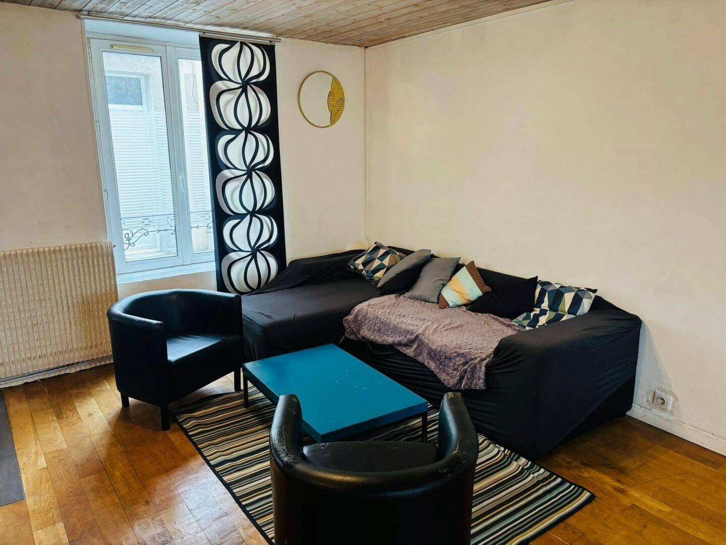 
                                                Location
                                                 Belle maison de ville de 75m² centre-ville