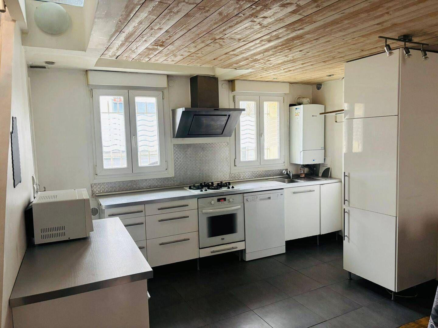 
                                                Location
                                                 Belle maison de ville de 75m² centre-ville