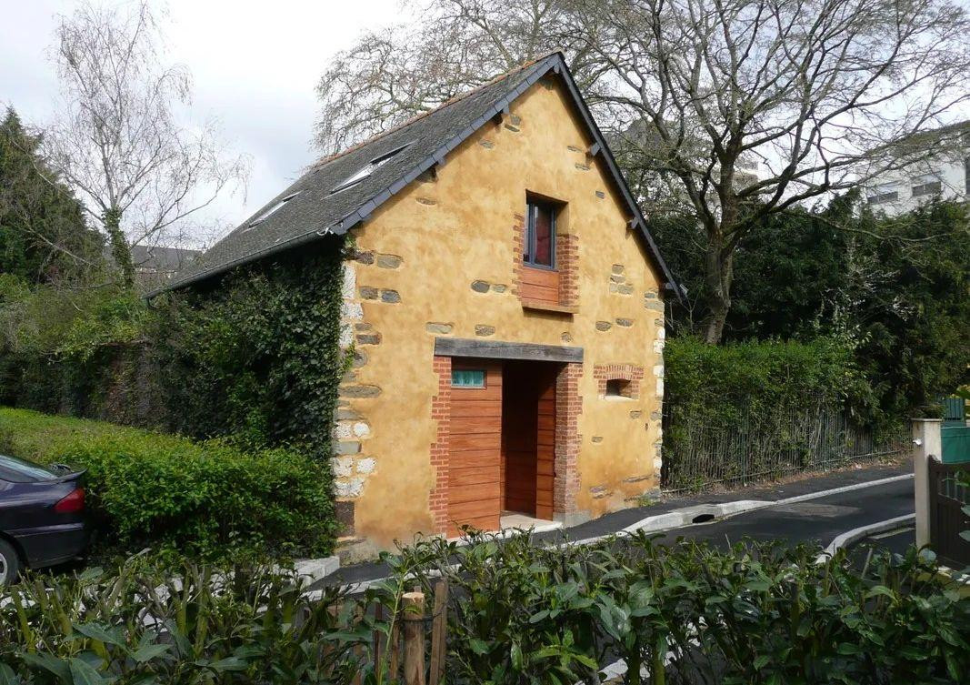 
                                                Location
                                                 Belle maison meublée 35m² dans quartier calme