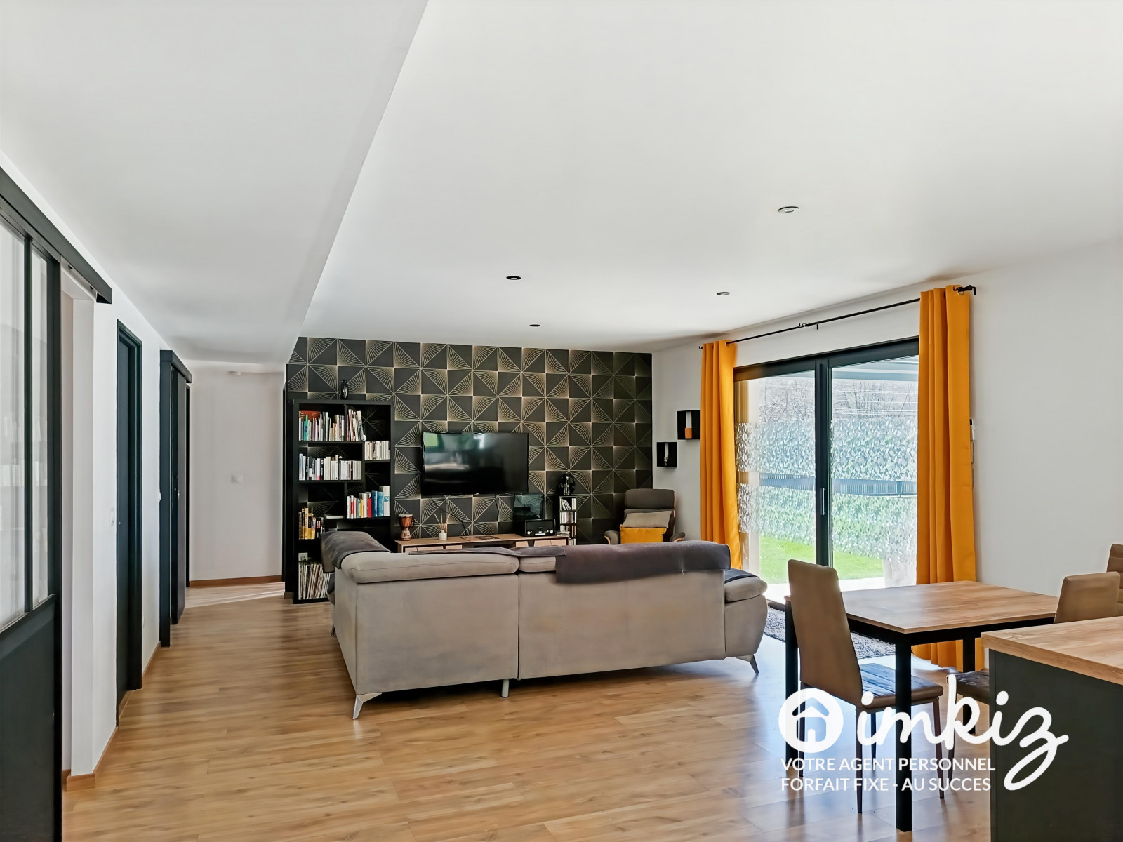 
                                                Vente
                                                 Belle maison T3 avec piscine et boulodrome