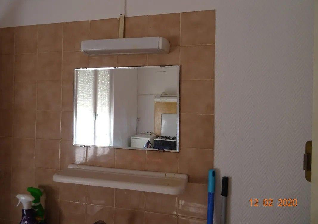 
                                                Location
                                                 Belle studette 11m² louée non meublée