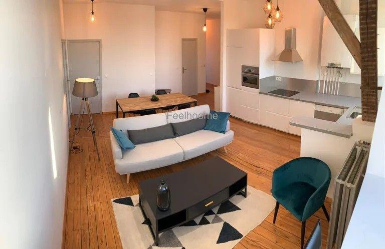 
                                                Colocation
                                                 Belles chambres dispo dans superbe coloc 105m²