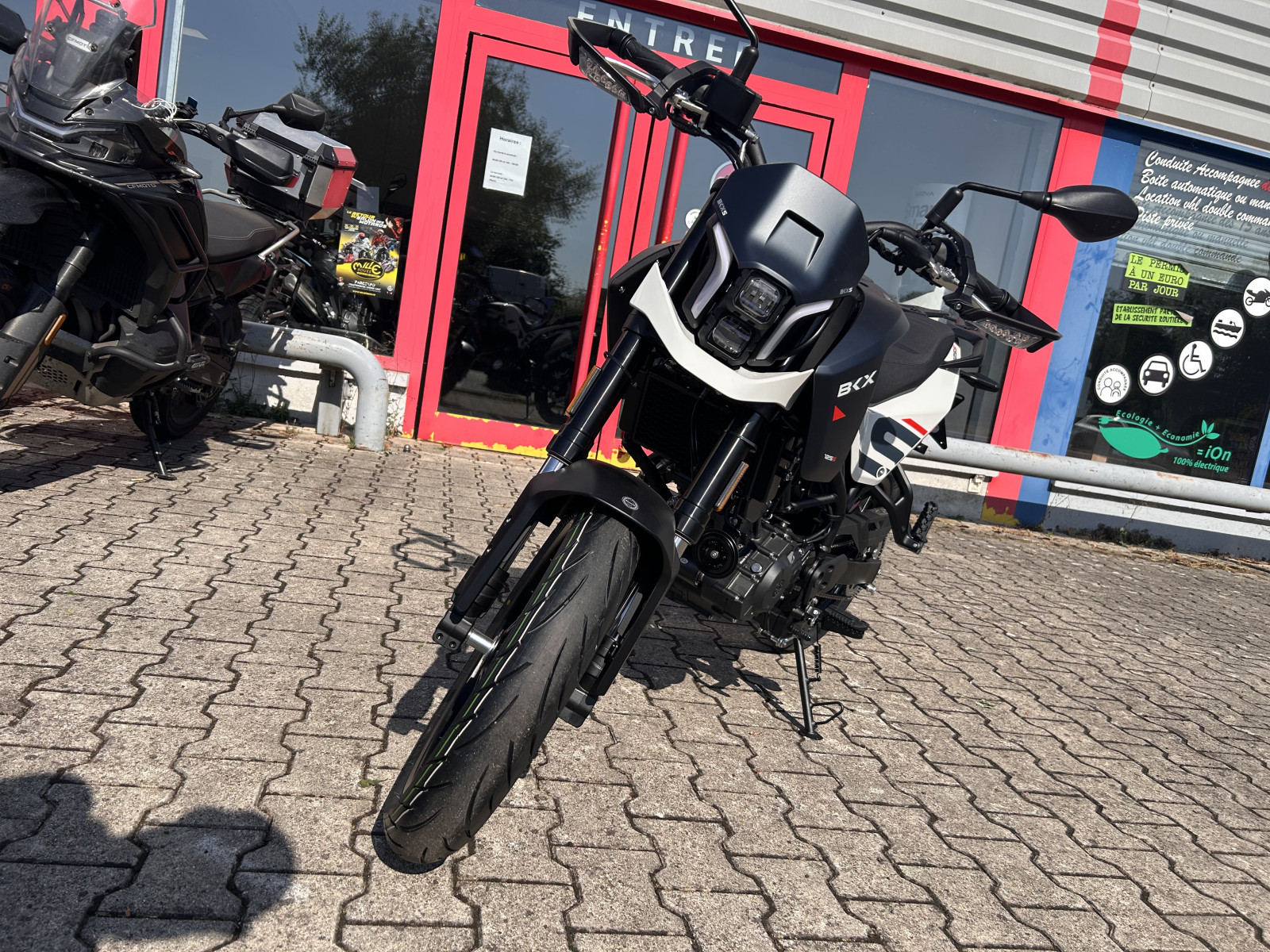 
                                                Moto - Scooter
                                                 Benelli 😉 **BENELLI BKX 125 S 2026 – NEUVE, GARANTIE CONSTRUCTEUR** 😉 2026