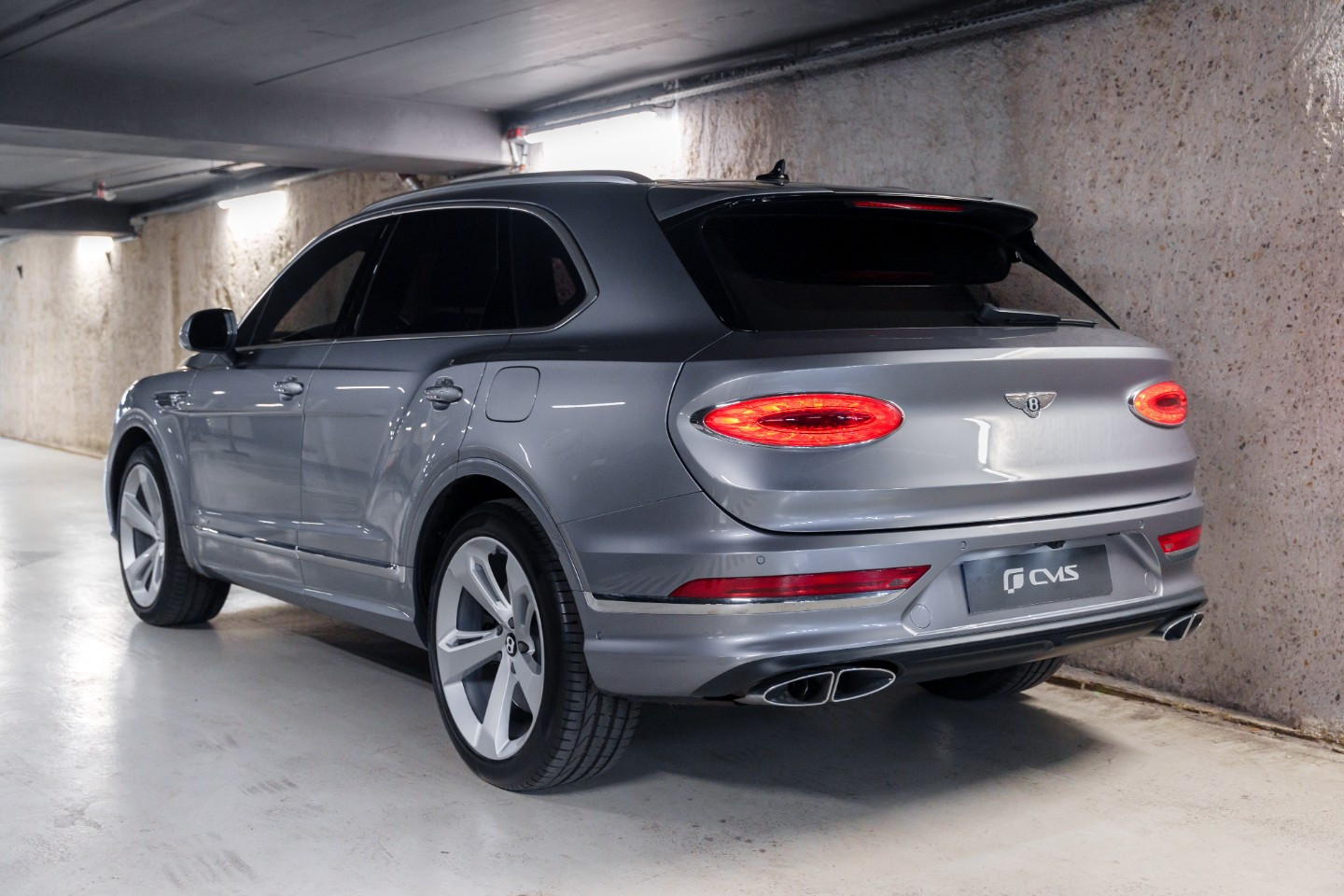 
                                                Voiture
                                                 Bentley Bentayga Hybrid V6 3.0 449