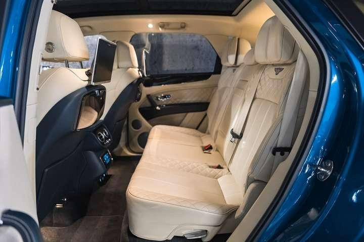 
                                                Voiture
                                                 Bentley Bentayga W12 6.0 608