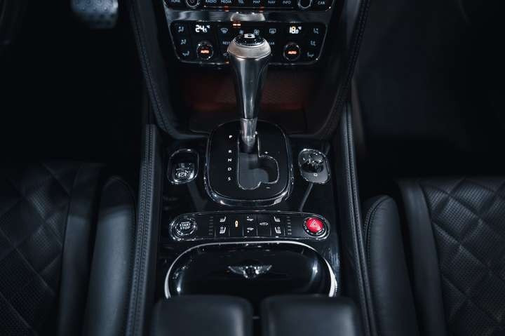 
                                                Voiture
                                                 Bentley Continental GT S Diamond Edition 1 Of 25