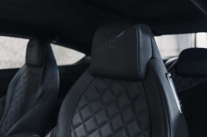 
                                                Voiture
                                                 Bentley Continental GT S Diamond Edition 1 Of 25