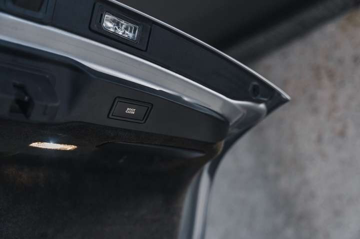 
                                                Voiture
                                                 Bentley Continental GT S Diamond Edition 1 Of 25