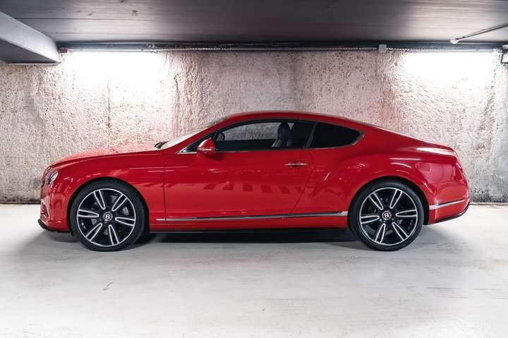 
                                                Voiture
                                                 Bentley Continental GT V8 4.0 507 ch