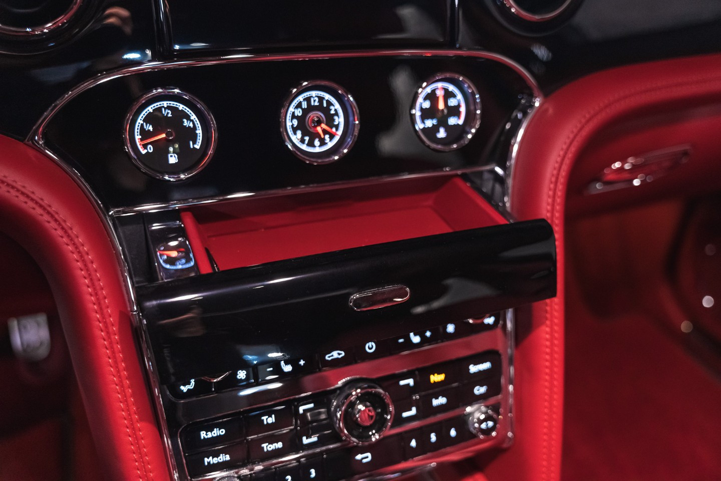 
                                                Voiture
                                                 Bentley Mulsanne Speed V8 6.75 537