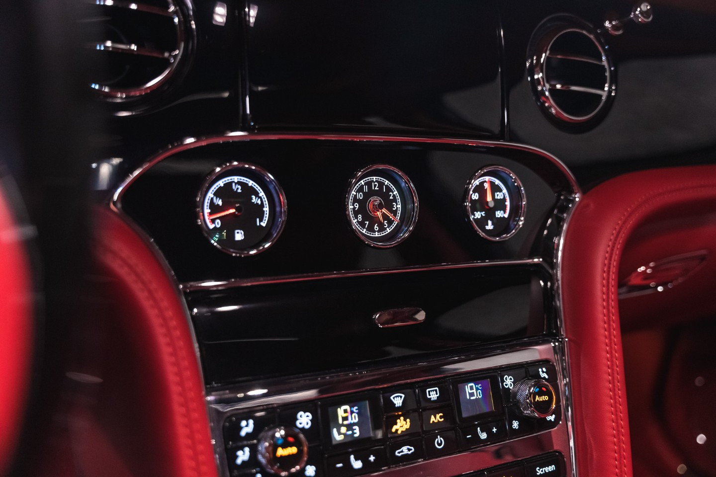 
                                                Voiture
                                                 Bentley Mulsanne Speed V8 6.75 537