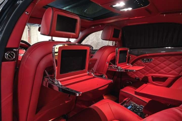 
                                                Voiture
                                                 Bentley Mulsanne Speed V8 6.75 537