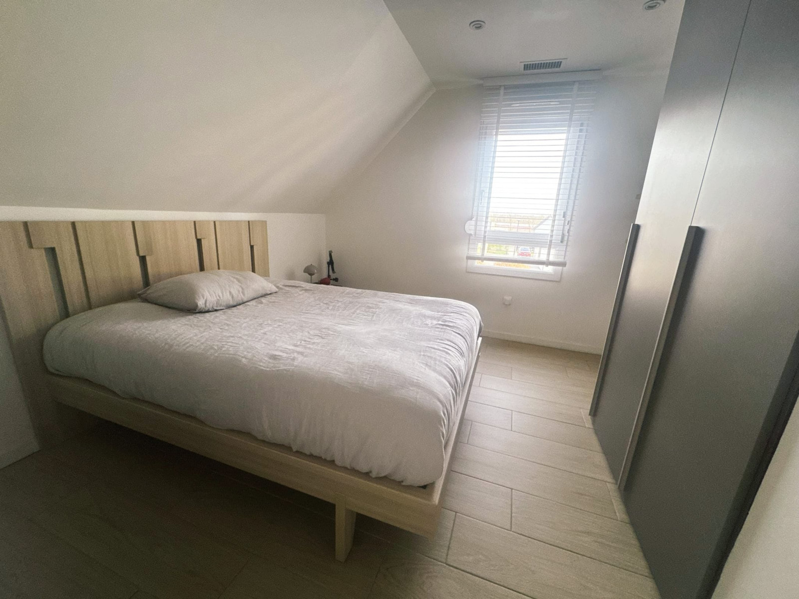 
                                                Vente
                                                 🏡 Berrwiller – Le confort moderne dans un écrin de tranquillité 🌿