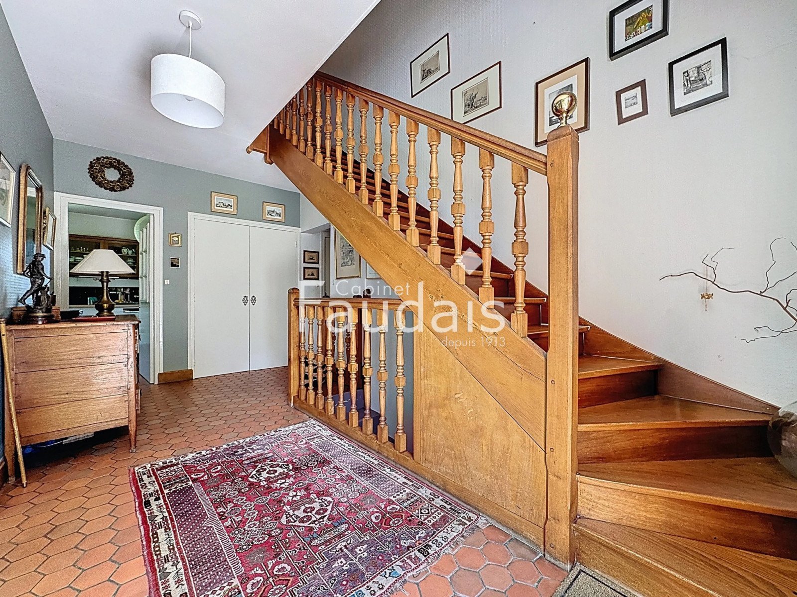 
                                                Vente
                                                 Bien rare à la vente- Maison d'architecte  de 164 m2 avec vi
