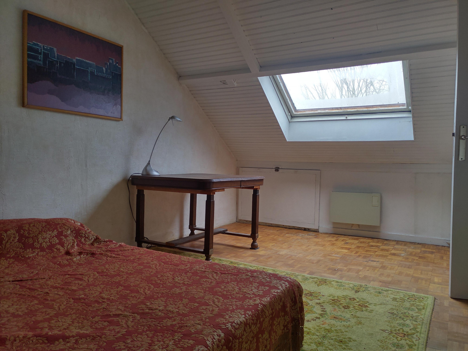 
                                                Vente
                                                 bien située bon potentiel terrasse