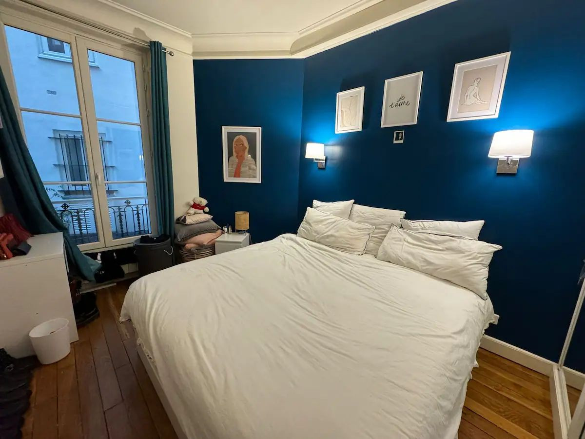 
                                                Location
                                                 Bienvenue chez Vous : Charmant Appartement a 5 minutes du champ de mars (loyer tout inclus)