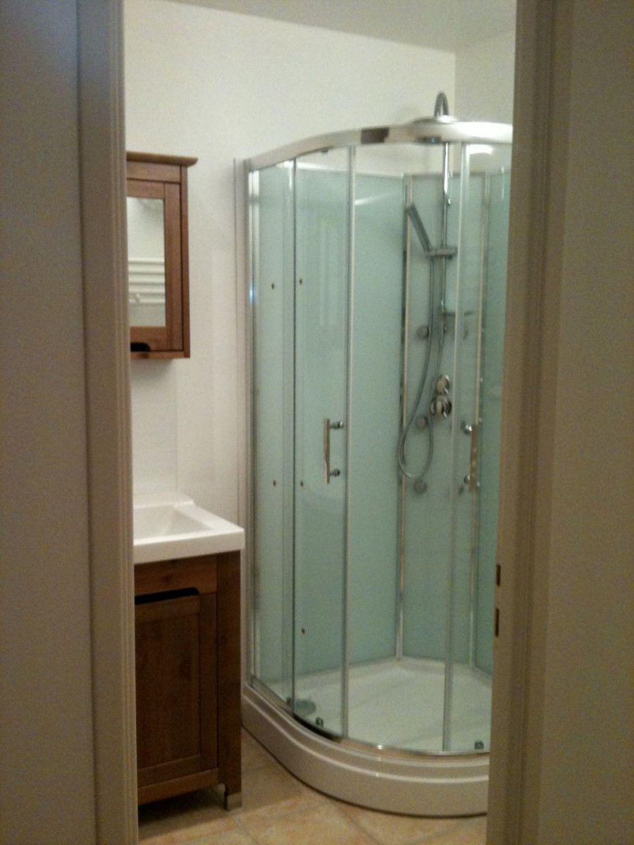 
                                                Location
                                                 Billom - À louer T3 refait à neuf avec garage