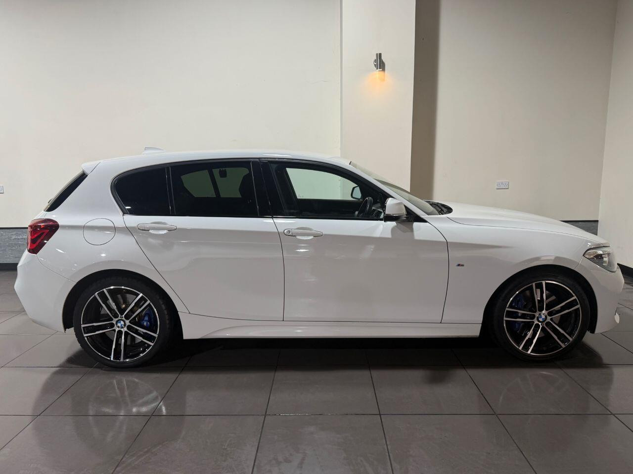 
                                                Voiture
                                                 BMW 1 SERIES 1.5 116d M Sport Shadow Edition Hatchback 5dr Diesel Manual Euro 6 (s/s) (116 ps)