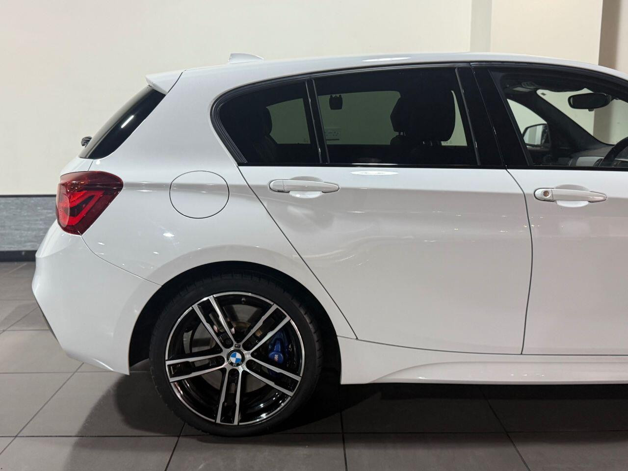 
                                                Voiture
                                                 BMW 1 SERIES 1.5 116d M Sport Shadow Edition Hatchback 5dr Diesel Manual Euro 6 (s/s) (116 ps)