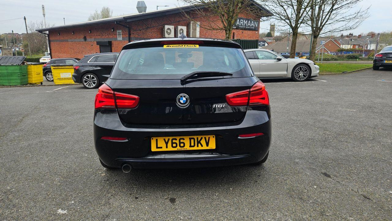 
                                                Voiture
                                                 BMW 1 SERIES 1.5 118i Sport Hatchback 3dr Petrol Manual Euro 6 (s/s) (136 ps) MOT 3/27 PSH 36K ONLY ULEZ