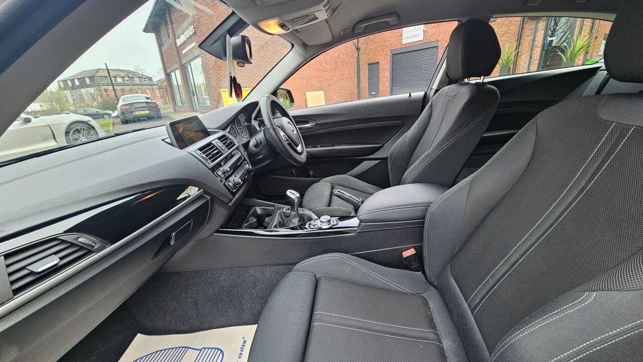 
                                                Voiture
                                                 BMW 1 SERIES 1.5 118i Sport Hatchback 3dr Petrol Manual Euro 6 (s/s) (136 ps) MOT 3/27 PSH 36K ONLY ULEZ