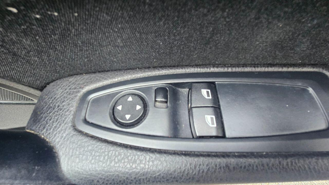 
                                                Voiture
                                                 BMW 1 SERIES 1.5 118i Sport Hatchback 3dr Petrol Manual Euro 6 (s/s) (136 ps) MOT 3/27 PSH 36K ONLY ULEZ