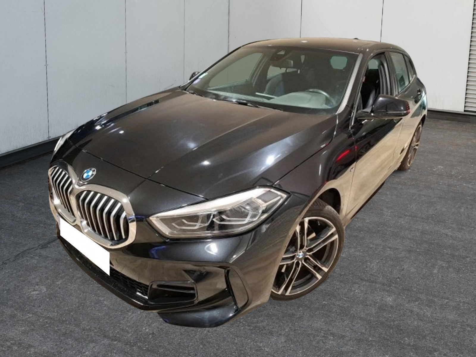 
                                                Voiture
                                                 BMW 1 series