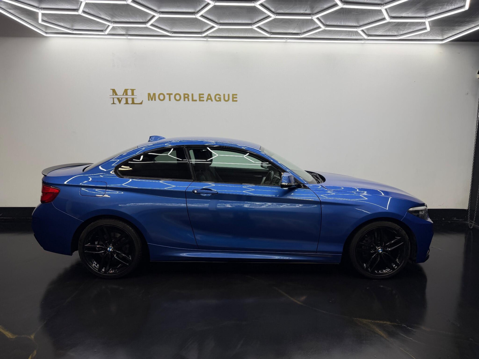 
                                                Voiture
                                                 BMW 2 Series 1.5 218i M Sport Auto Euro 6 (s/s) 2dr